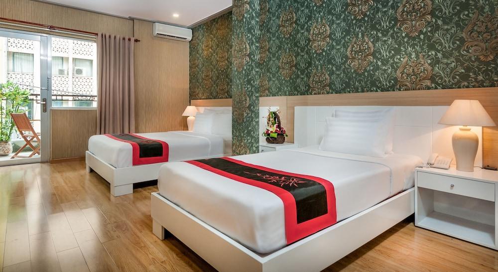 Saga Hotel Ho Chi Minh City Exterior photo